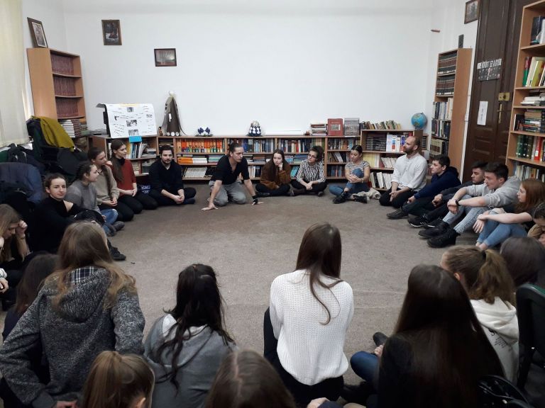 Ki vagy te, táncszínház?