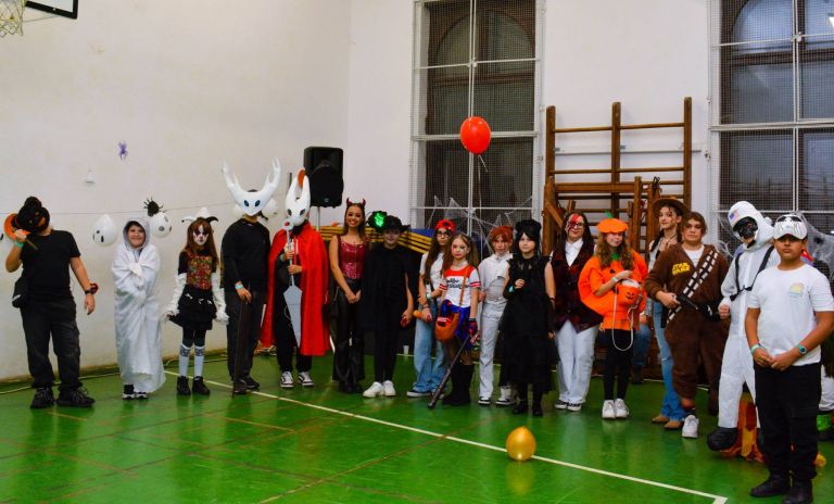 Halloween-parti az 5-8. osztályosoknak
