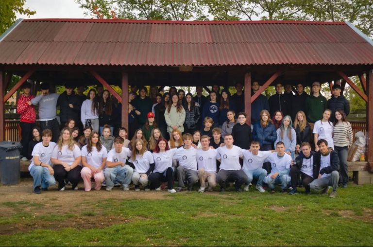 Adysok gólyatábora