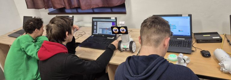 Kedd 10.C - Fable-robotok és 3D ceruza